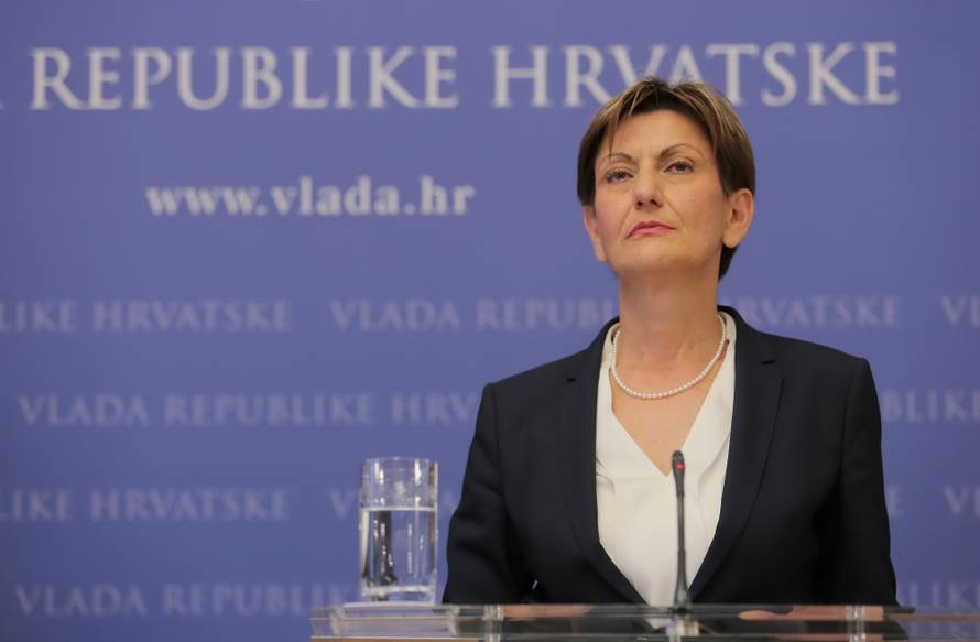 'Nisam učinila ništa krivo, ali ne želim biti uteg ovoj Vladi...'