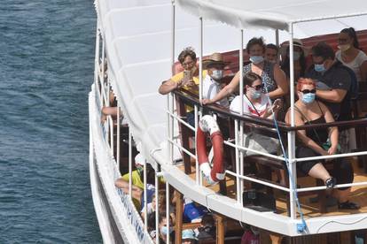 Brodski obilazak Nacionalnog parka Krka oduševio je turiste