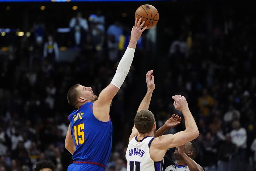 NBA: Sacramento Kings at Denver Nuggets