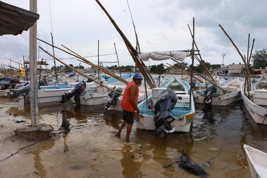 Tropical Storm Isaias moves through the Gulf of Mexico