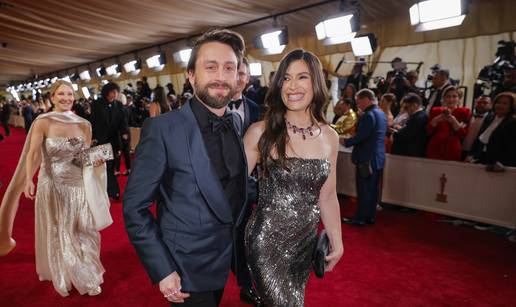 Kieran Culkin prvi večeras dobio Oscara pa rekao supruzi: 'Nego, obećala si mi još dvoje djece...'