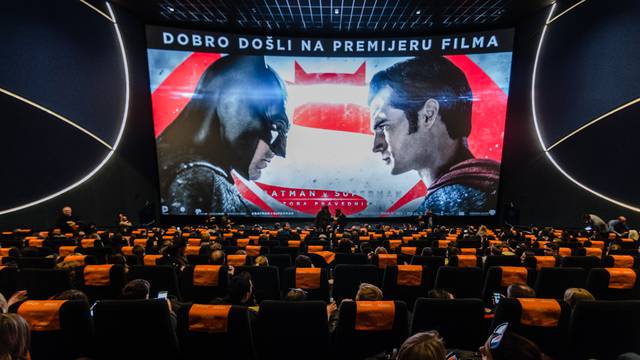'Batman v Superman' zapalio fanove na svečanoj premijeri