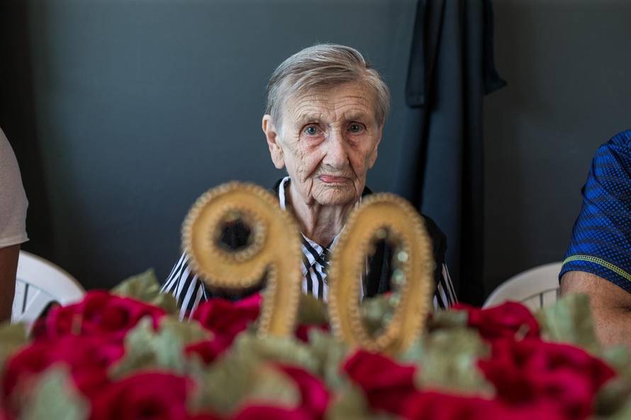 Eva i njenih 99 potomaka: 'Ona je htjela da svi dođemo na njen 90. rođendan - i većina nas je!'