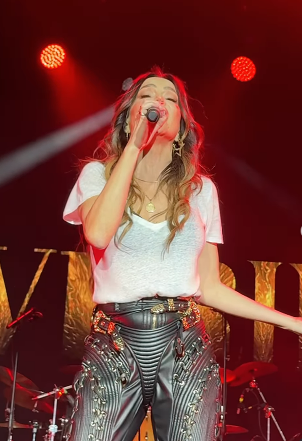 FOTO Remen ili tange? Severina iznenadila neobičnim kožnim detaljem na svojim hlačama...