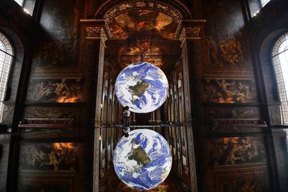 Giant replica of Earth in the Painted Hall