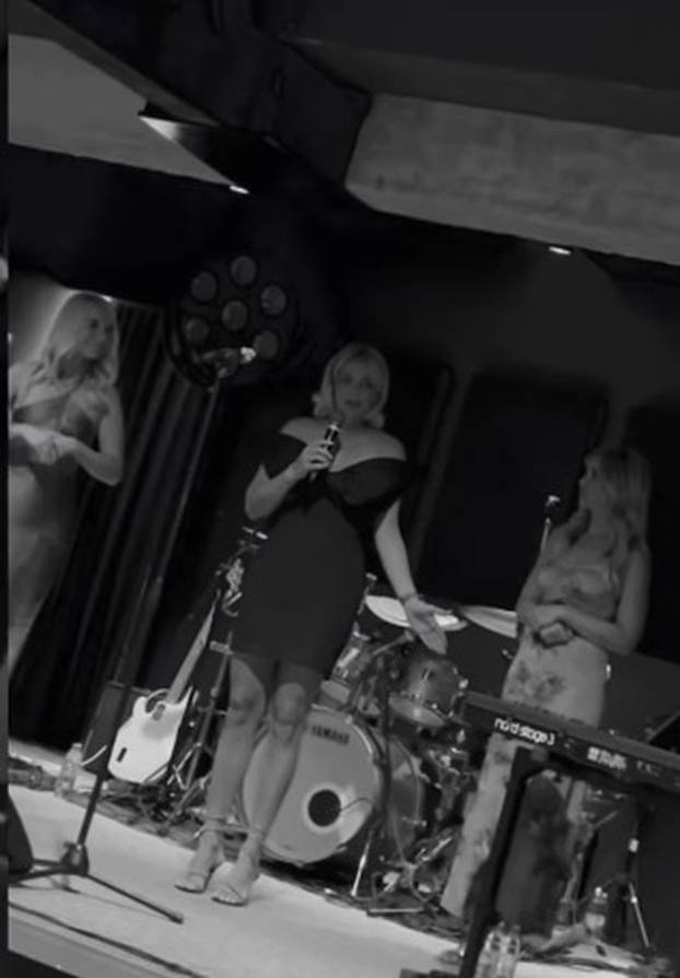 FOTO Zaigrana Donna Vekić je dovela legende u Osijek pa se rasplesala na privatnom tulumu