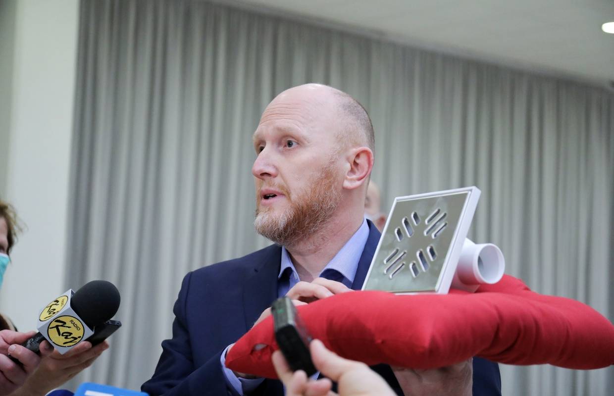 'Ovo je sifon od 44.000 kuna ugrađen na sljemenskoj žičari, a trebao je biti naplaćen 200 kn'