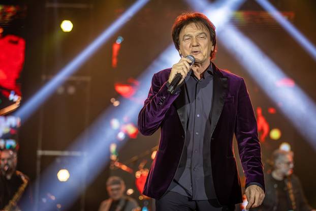 Zdravko Čolić održao koncert u Osijeku