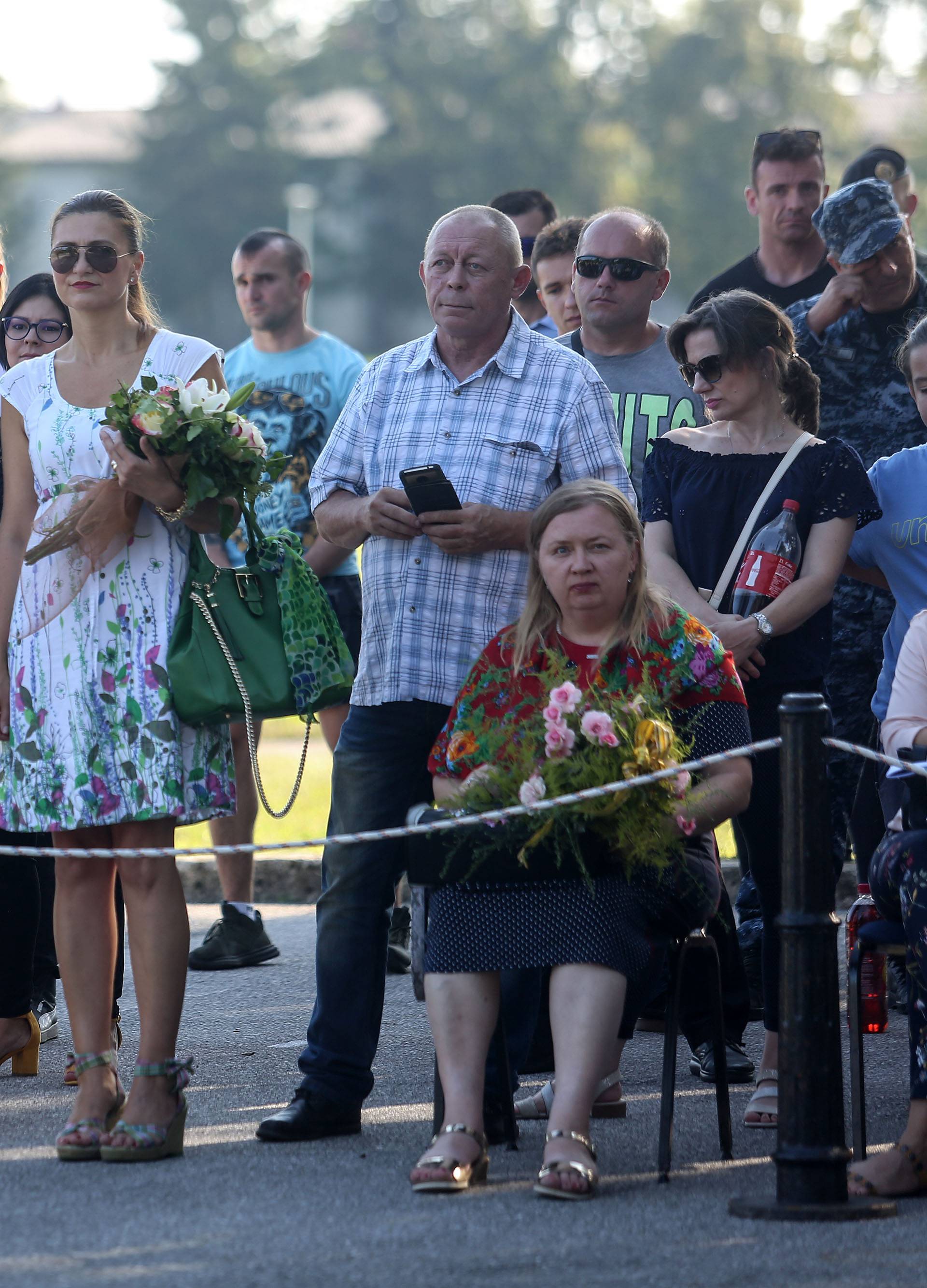 Mamice, jel to tata? Emotivan doček vojnika iz Afganistana...