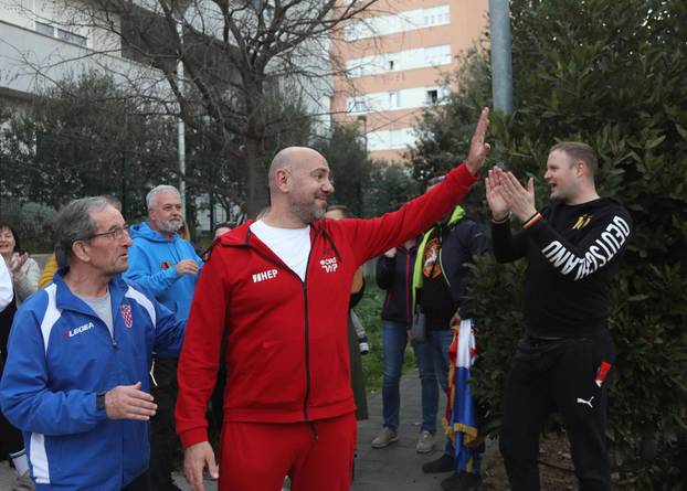 Šibenik: Doček za Ivicu Tucka, trenera zlatnih vaterpolista