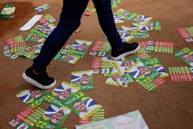 Brazilians vote in presidential election run-off