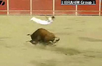  Ludi ekstremni matadori - akrobacije ispred bikova