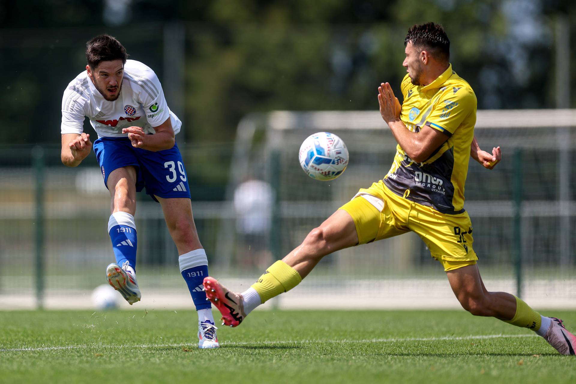 Radomlje: Prijateljska utakmica Rukh Lavov - Hajduk