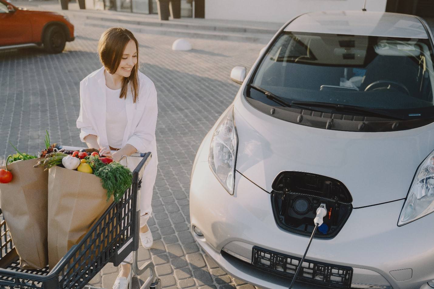 Zanimaju vas električna vozila? Sada možete trgovati cijenom njihovih dionica