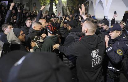 Pucnjava u romskom naselju kod Novog Mesta: Netko je kontejnerima blokirao cestu