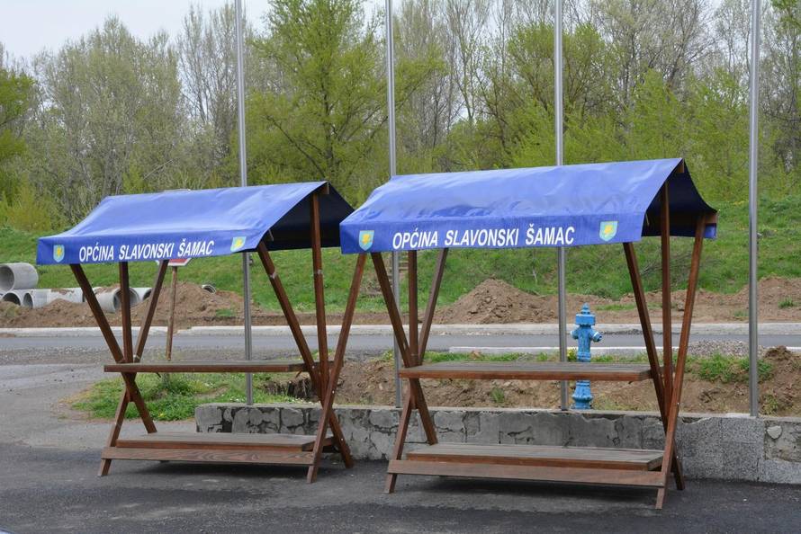 Spor oko rada nedjeljom u Slavonskom Å amcu