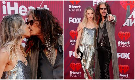 Steven Tyler (70) i Aimee (30) ljubakaju se kao napaljeni klinci