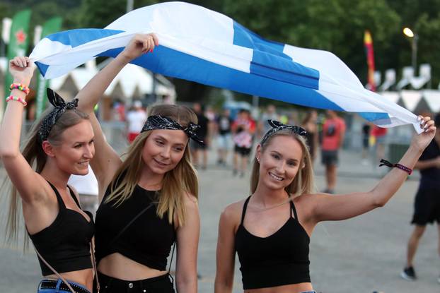 Split: Posjeteitelji pristižu na treću večer Ultra Europe festivala 2018.
