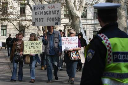 Na prosvjedu protiv ACTA-e u Zagrebu okupilo se tek 12 ljudi