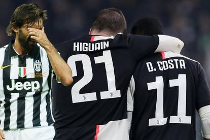 Stigao Pirlo, Juve kreće u čistku