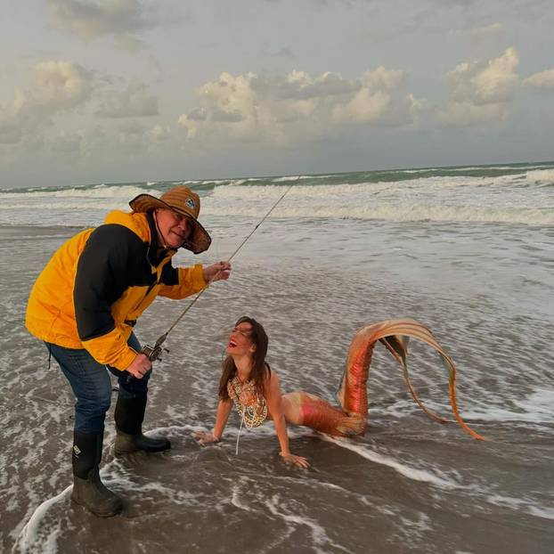 FOTO Kim je bila aligator, Paris Hilton kao Britney Spears: Ovo su slavni nosili za Noć vještica