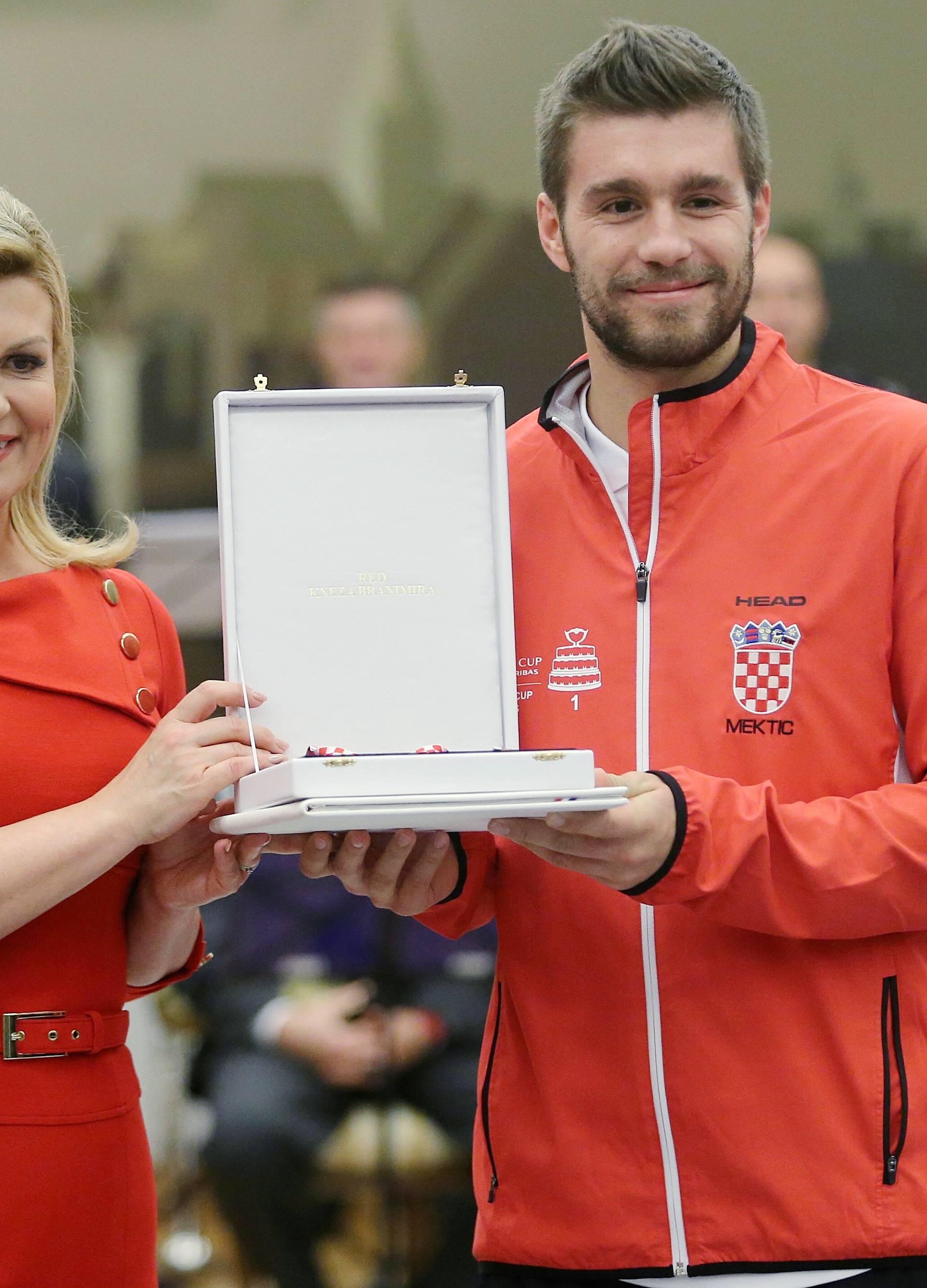 Zagreb: Predsjednica Grabar-KitaroviÄ odlikovala osvajaÄe Davis cupa
