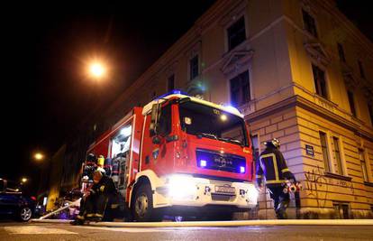 Zagreb: Iz gorućeg stana sin je spašavao roditelje