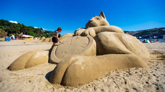 Festival skulptura u pijesku: Rajska plaža opet postaje kulisa za umjetnička djela od pijeska