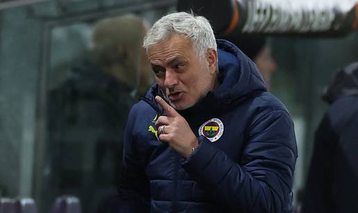 VIDEO Mourinho slovenskom sucu ušao u svlačionicu: 'Rekao sam mu što bi bilo bez njega'