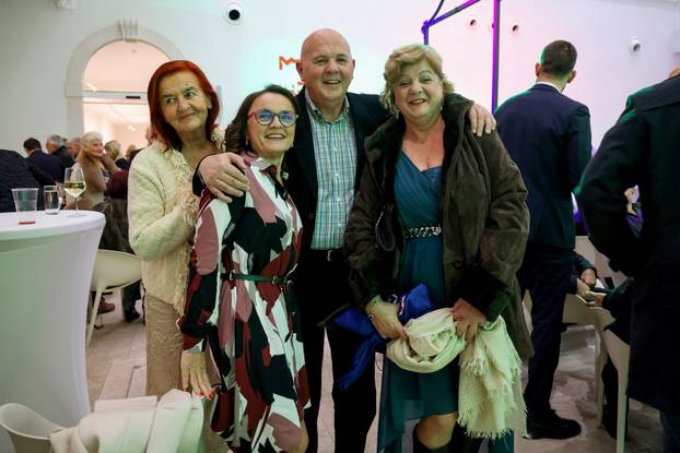 U Zadru održan Bal umirovljenika, zaplesao i ministar Šime Erlić