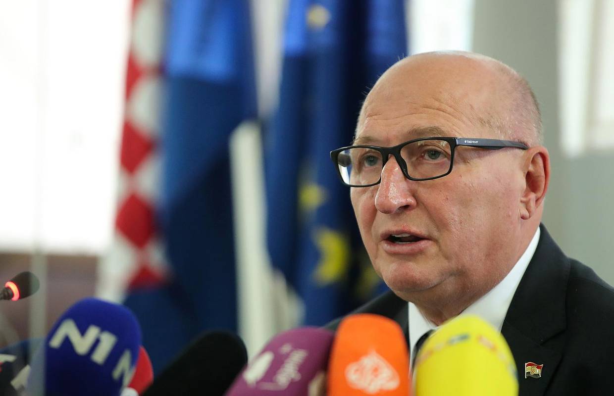 Šeparović: Ustavni sud nije raspravljao o tužbi Hernadija