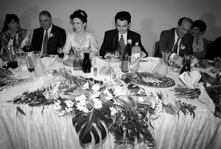 Veseli pir HDZ-ova 'Cezara' i gazdine najdraže direktorice