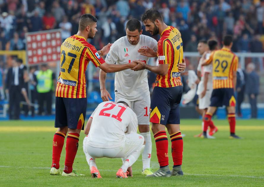 Higuain dobio laktom u glavu, srušio se pa završio u bolnici