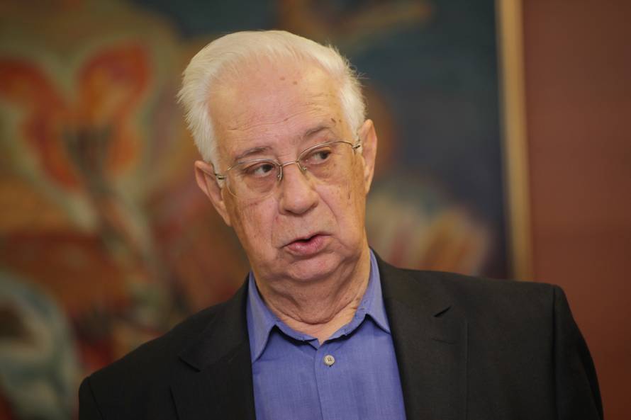 'Podilazi se Crkvi. Vjernici se mogu moliti i u svojim kućama'