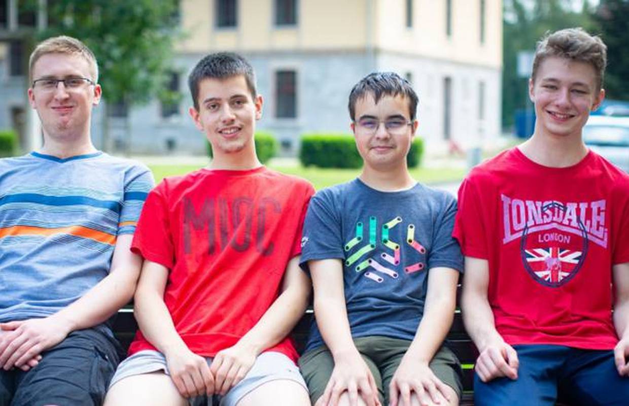 Naši rasturaju: Ova je četvorka najbolja informatička repka EU