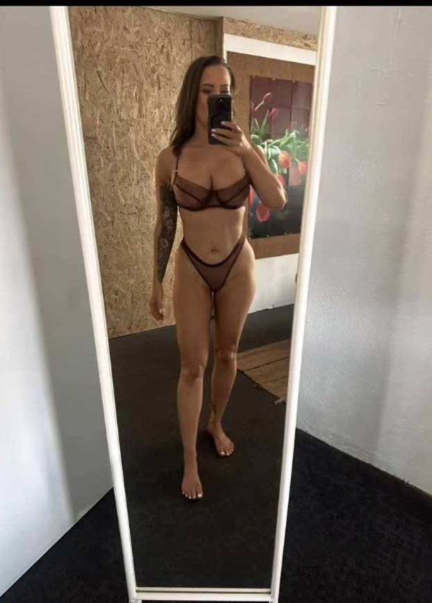 FOTO 'Prijateljice i ja ganjamo mlađe dečke. Stariji muškarci su dosadni. Samo žele jednu stvar'