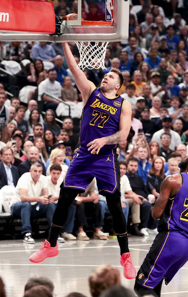 NBA: Los Angeles Lakers at Dallas Mavericks