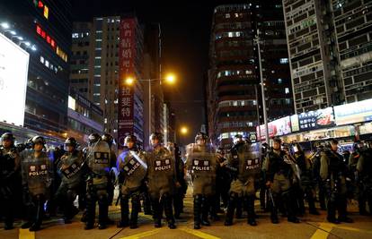 Policija je spriječila blokadu aerodroma u Hong Kongu