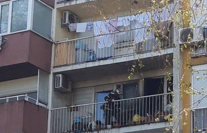 Požar u Zagrebu: Gorio balkon, vatrogasci spašavali staricu