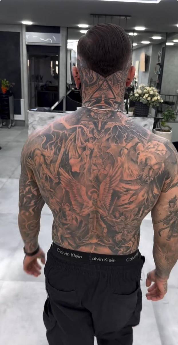 FOTO Pogledajte zašto 'macan' iz Brčkog ima pola milijuna pratitelja na TikToku