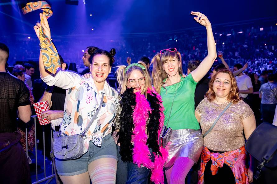 Ritam 90-ih: Glazba koja nas je držala na nogama – i na životu