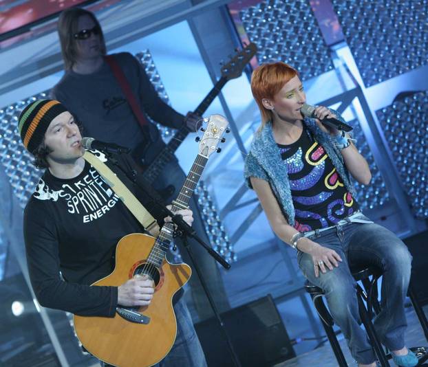 ARHIVA - Severina sa 'Štiklom' osvojila Doru 2006. godine