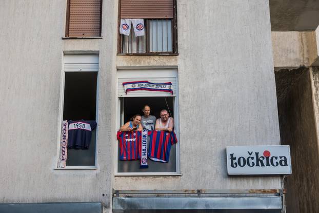 Split: Otkrivanje murala Blaža Sliškovića Bake na Splitskom Mertojaku