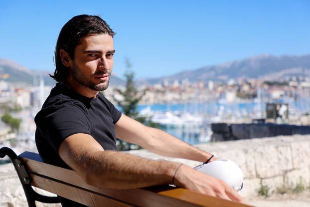 Split: Šime Elez &ccaron;estita ro&dstrok;endan Maji Šuput 