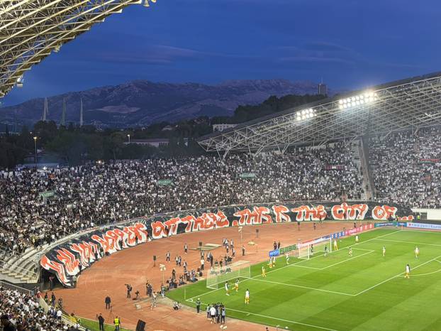 FOTO Zbog buke na Poljudu navijačima prijetio i gubitak sluha! Prekid je zasjenio sve