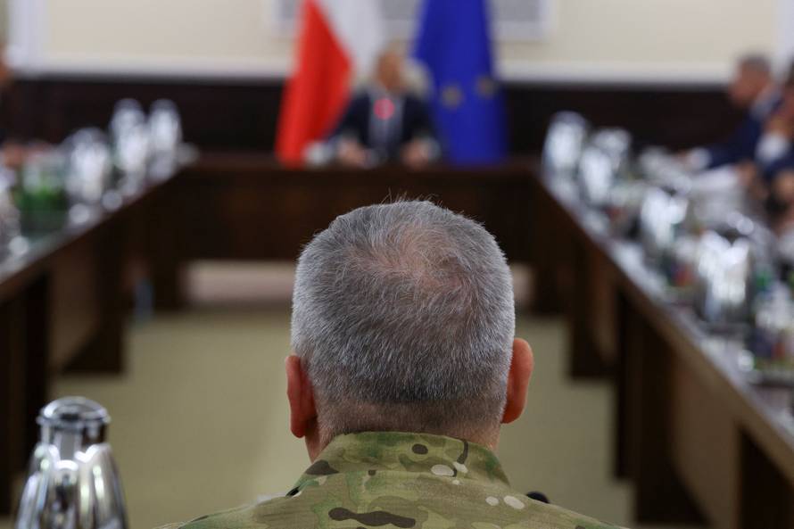 Extraordinary government meeting at Chancellery of Prime Minister in Warsaw