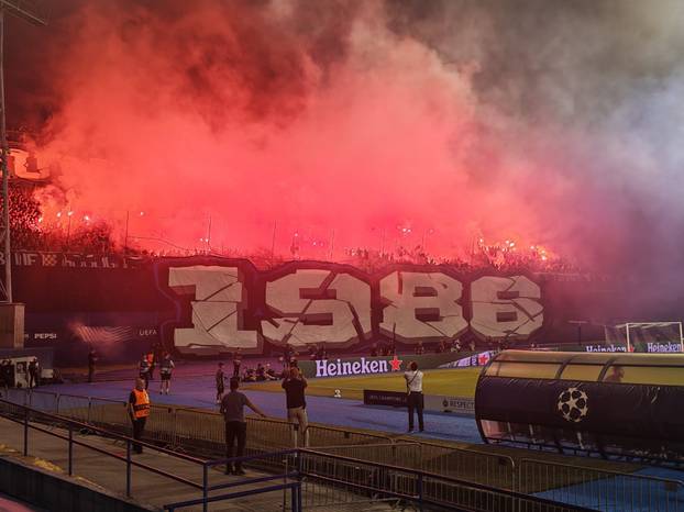FOTO Bad Blue Boysi proslavili rođendan ogromnom bakljadom