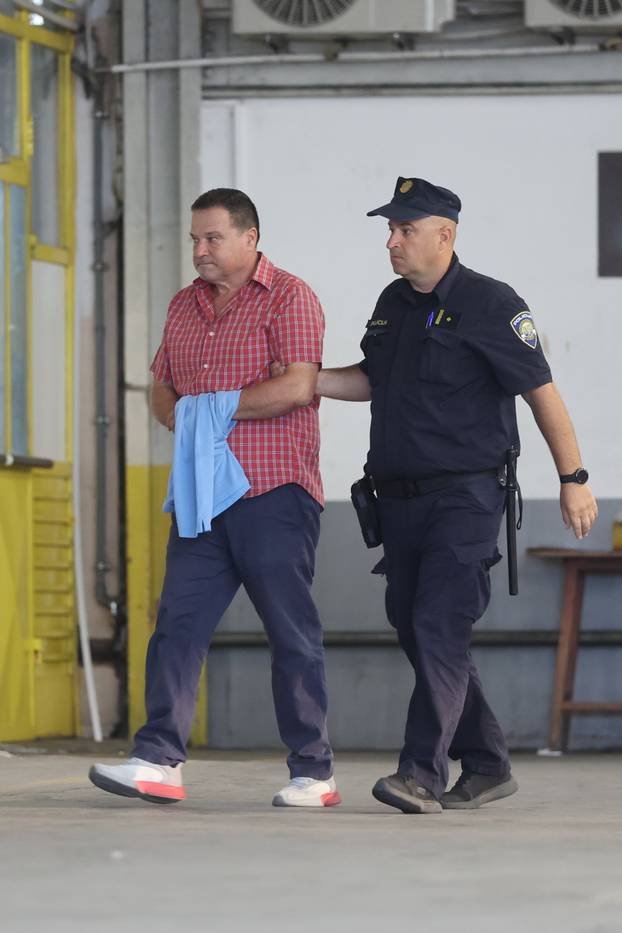 Zagreb: Damir &Scaron;egota doveden u prostorije USKOK-a