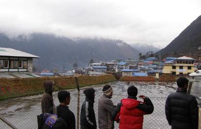 U himalajskom pastirskom selu svi su gluhi, ili nijemi
