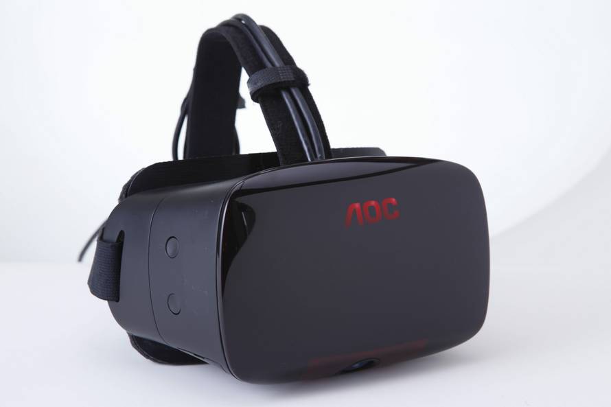 AOC premijerno predstavio svoje virtual reality naočale